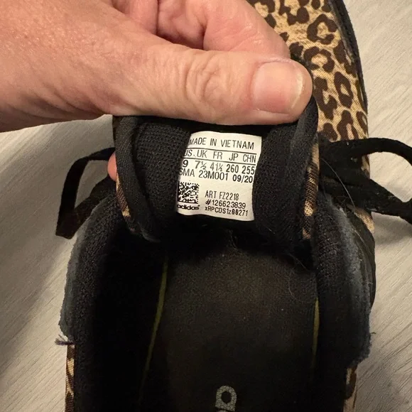Adidas Women's Leopard Print Sneakers - Will Accept Reasonable Offers - Picture 6 of 6